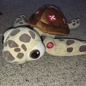 Disney Pixar Finding Nemo Squirt turtle plush stuffed animal toy.